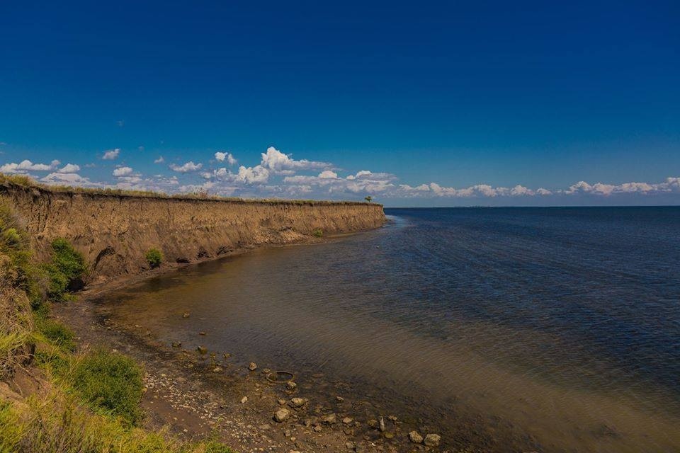 До моря рукою подати