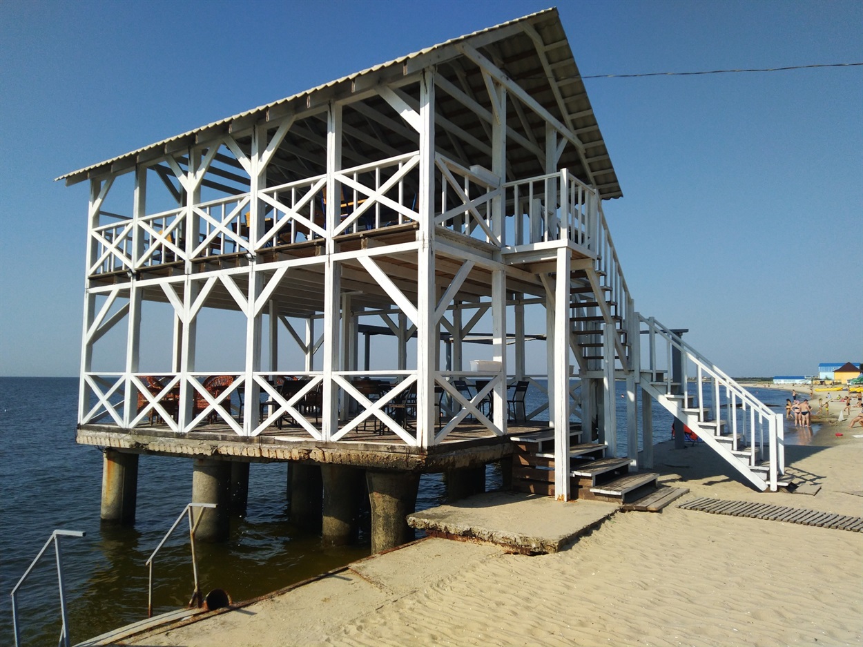 Кафе в Черноморке на пляже
