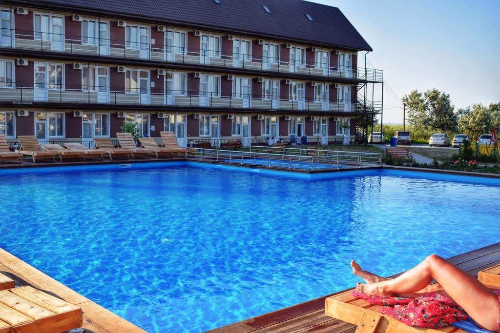 Отель "Жуль Верн" в Затоке удивляет хорошым сервисо, а отзывы на booking очень высокие