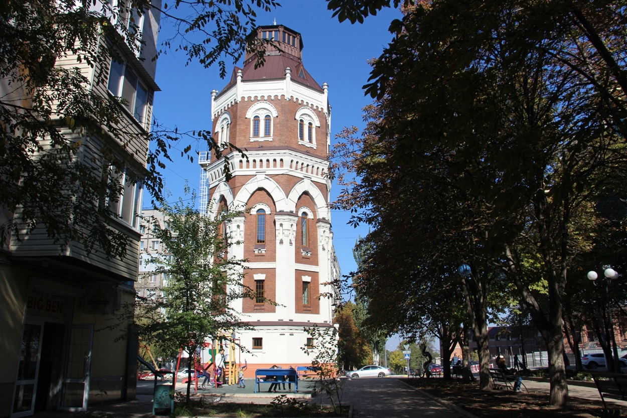башня в Мариуполе