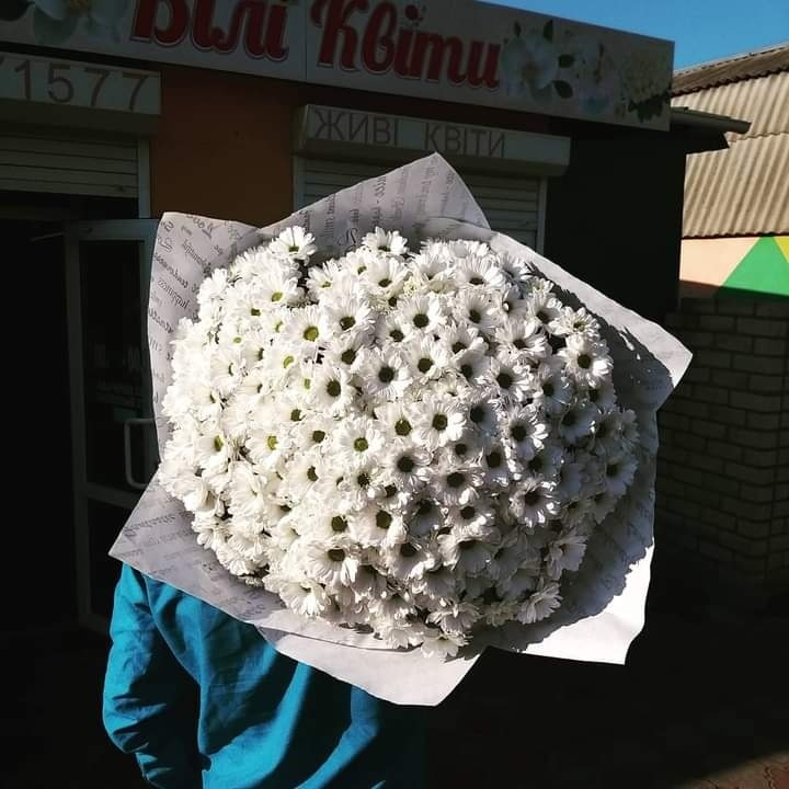 большой букет ромашек