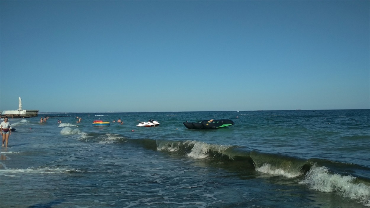 вода