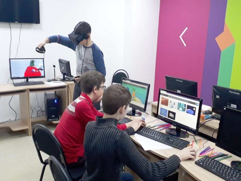https://juniorit.ua/kursy-graficheskogo-dizayna-dlya-detey-new/