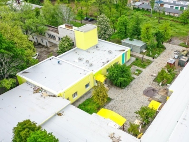 Пошкоджений Миколаївський обласний центр онкології