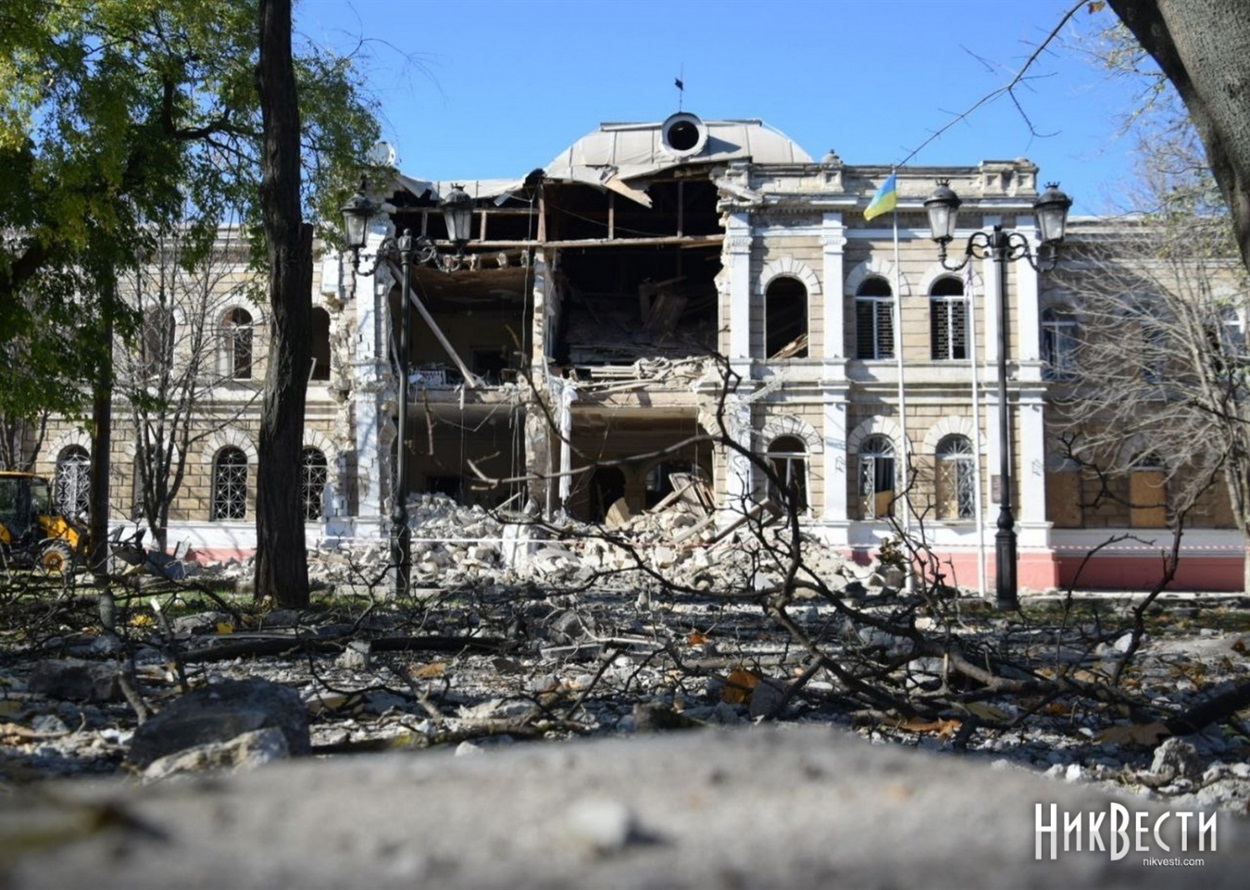 Гімназія після руйнування