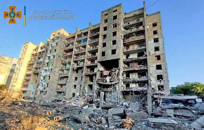 Зруйнований будинок у Сергіївці
