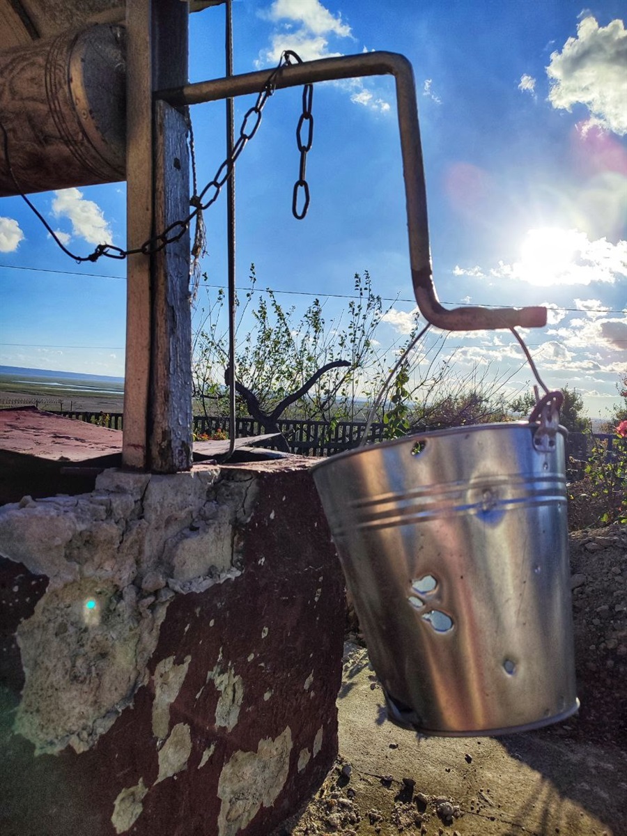 Приморське без води. Обстріли й спустошена Каховка