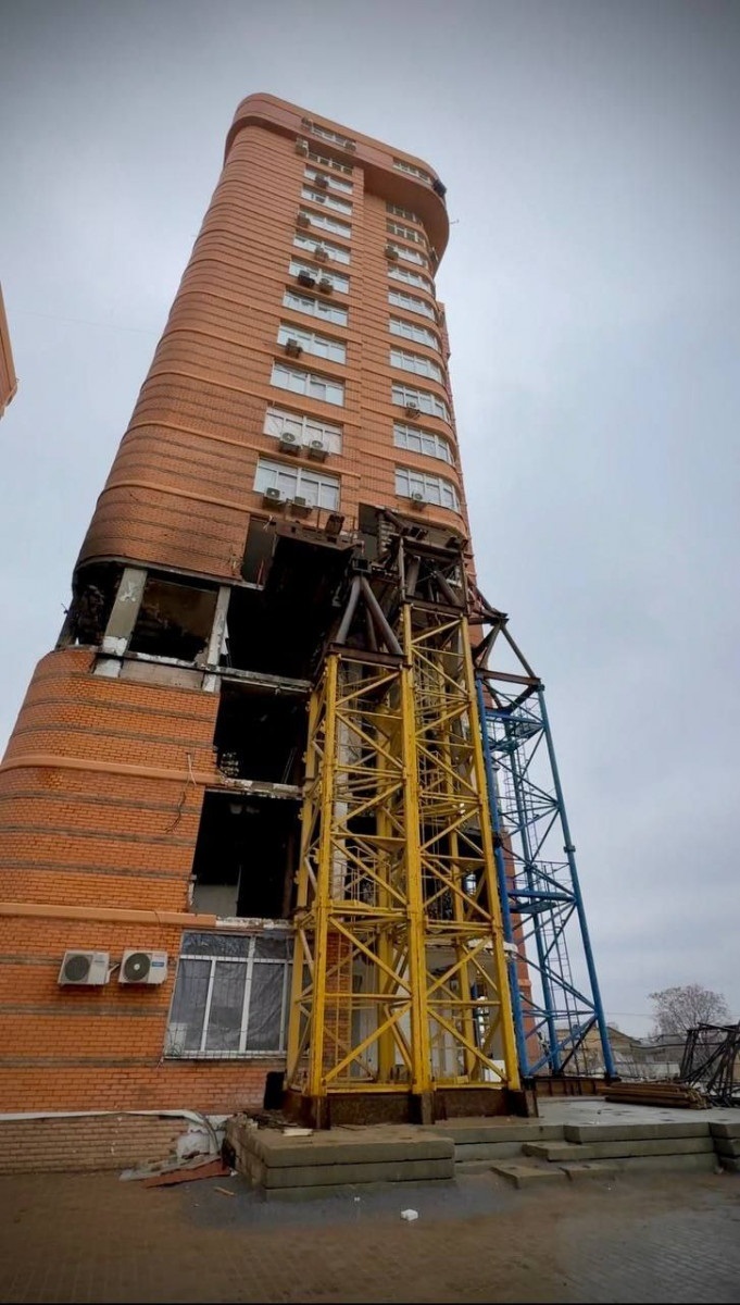 Стабілізована будівля на вулиці Середній