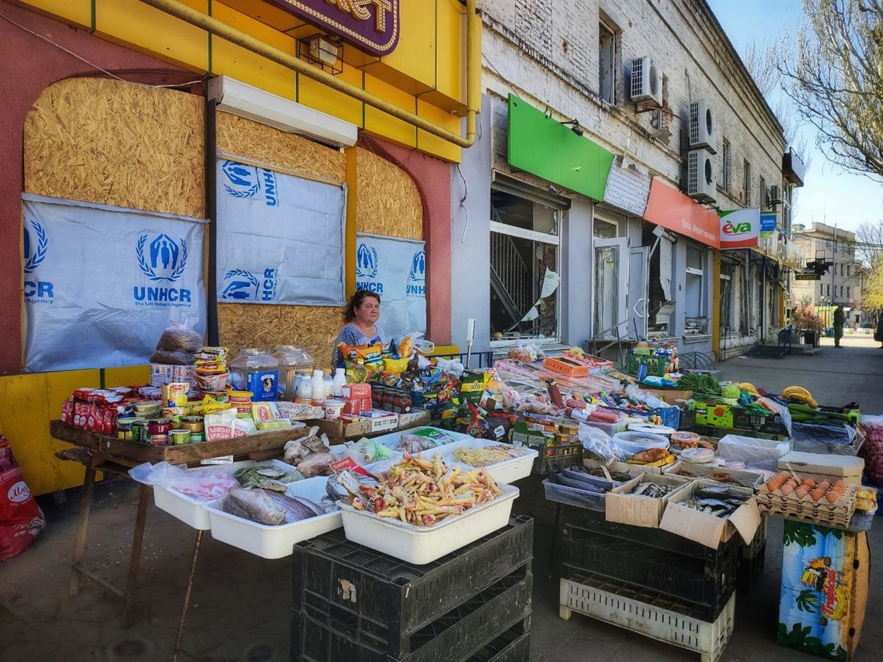 Ринок в прифронтовому Оріхові