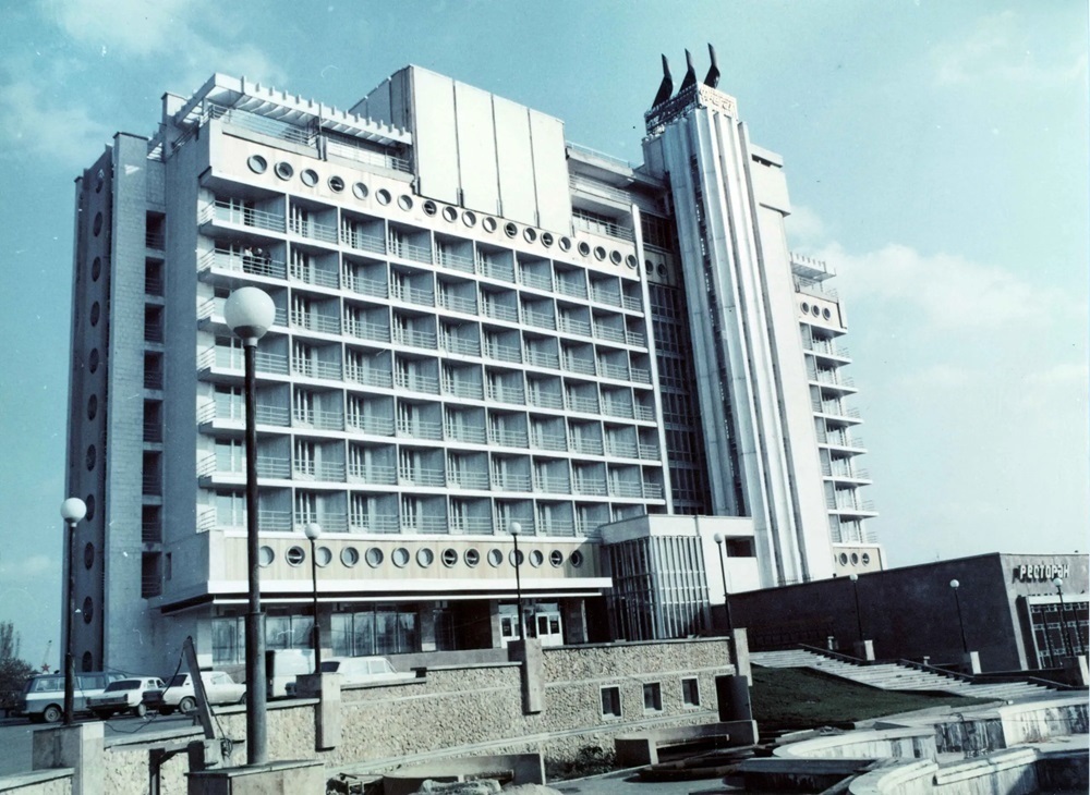 Готель Фрегат у 1989 році