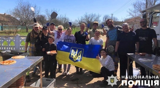 Представники шотландської організації "Siobihan's Trust" разом з ювенальними поліцейськими на Херсонщині