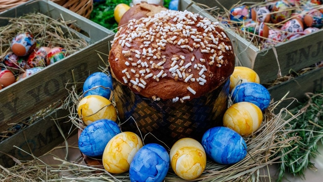 Паска і крашанки