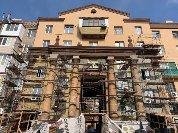 Відбудова будинку, що є пам`яткою архітектури 