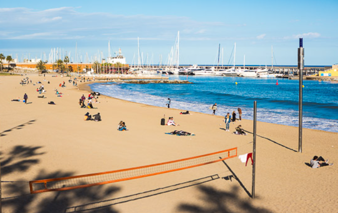 Пляж Барселонета / Фото www.barcelona-tourist-guide.com