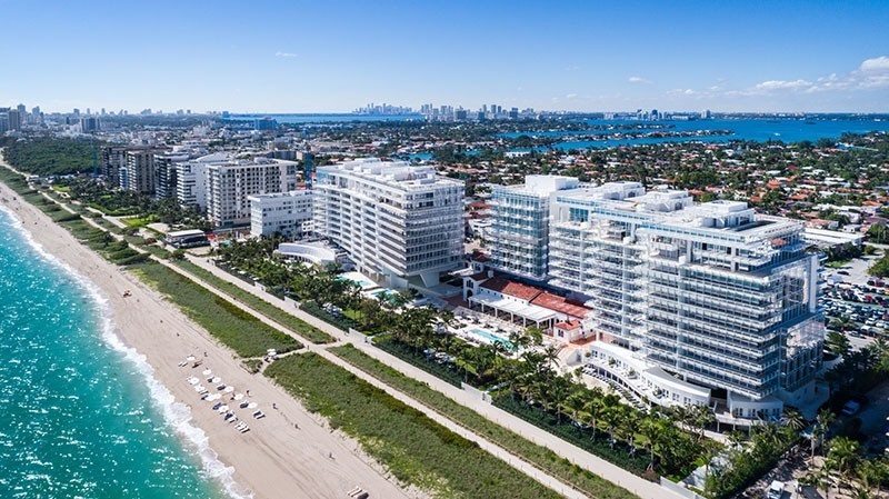 Four Seasons at the Surf Club (Серфсайд, Маямі)
