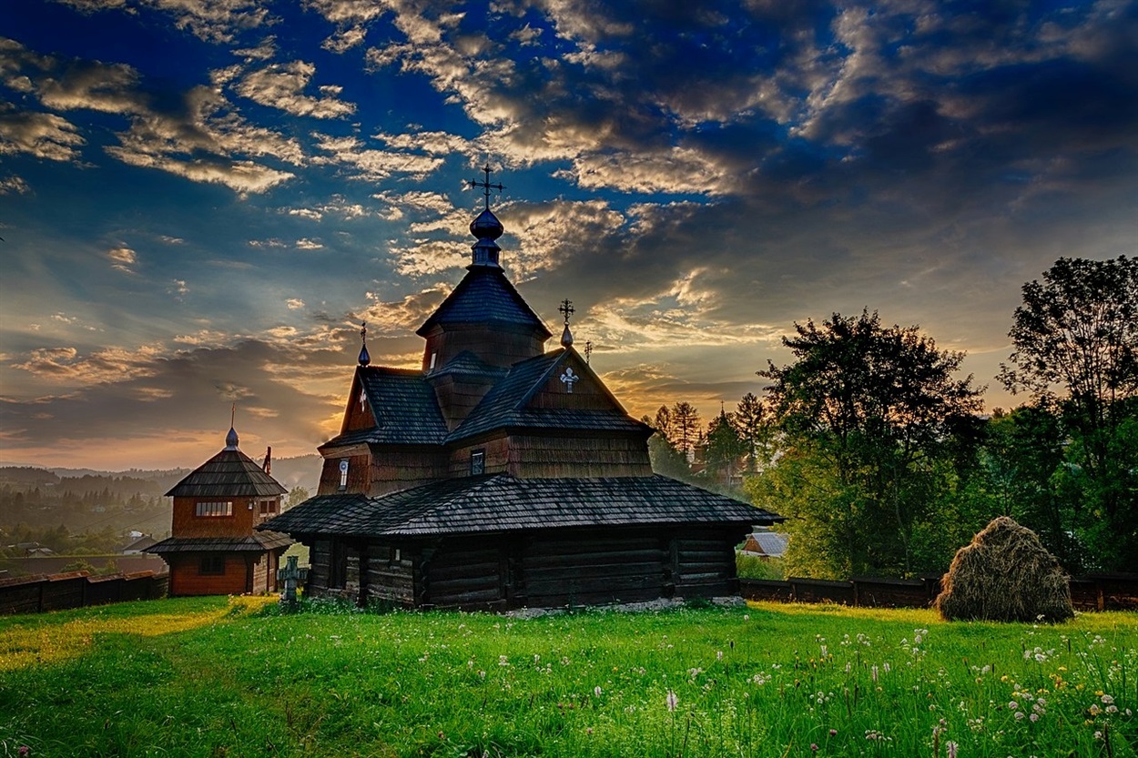Церква Різдва Пресвятої Богородиці / Автор фото Сергій Гамзін