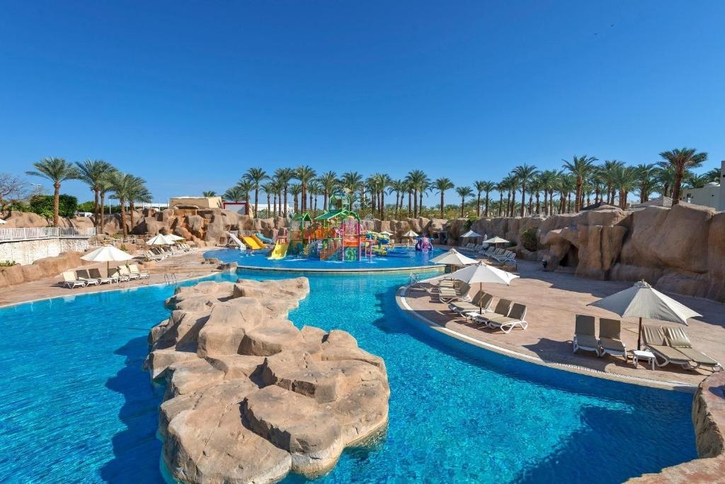 Reef Oasis Beach Resort 4