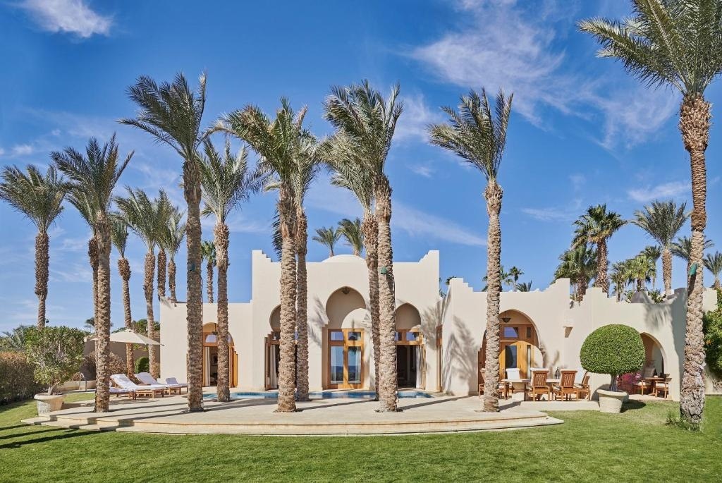 Four Seasons Resort