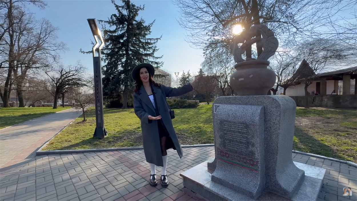 пам'ятник деруну, Коростень, Ольга Манько