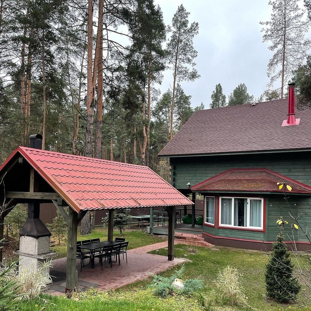 будинки, ліс