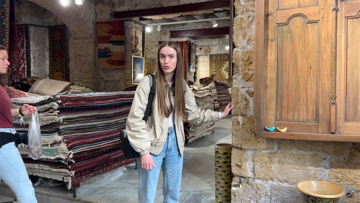 Сицилія, дівчина