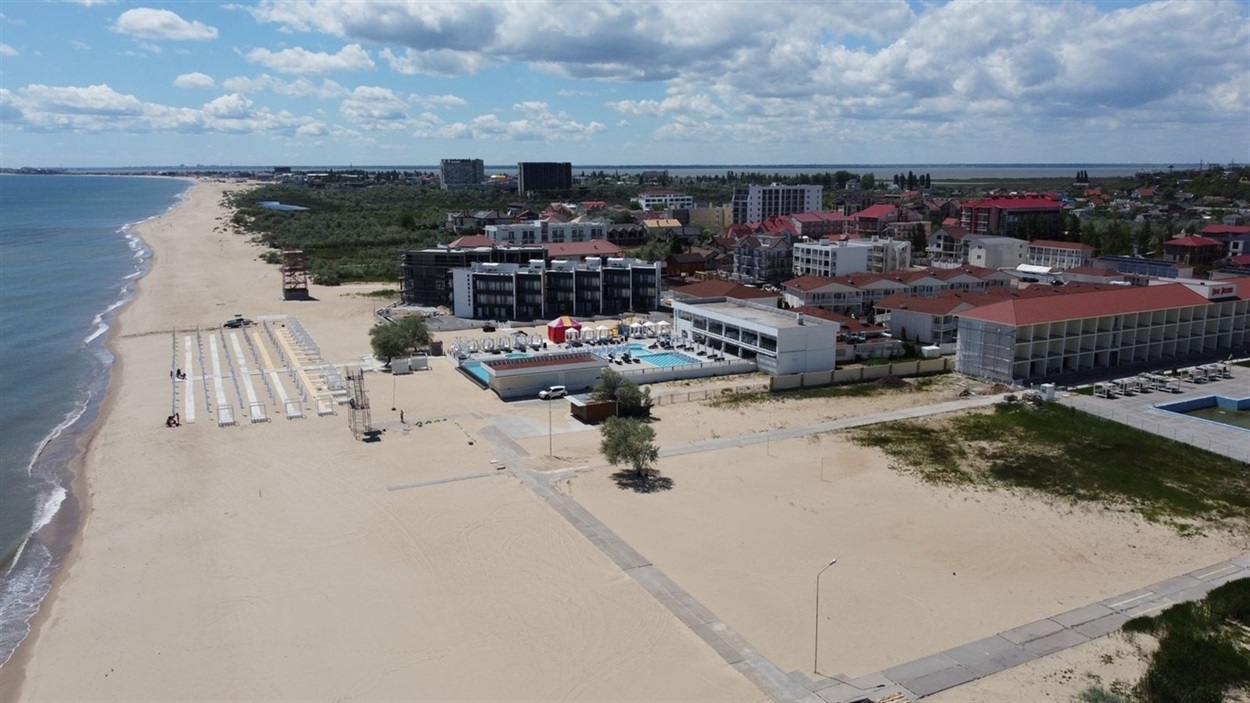 Кароліно-Бугаз