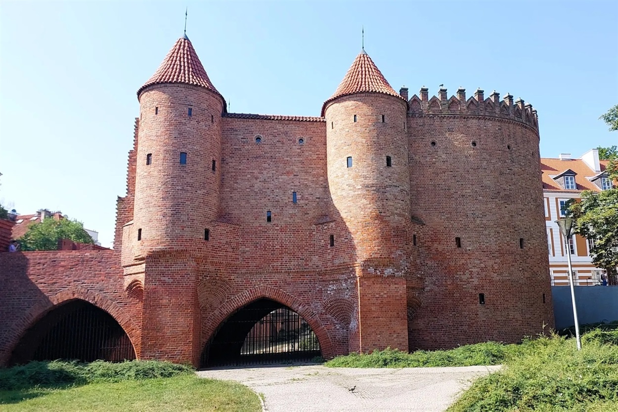 Барбакан