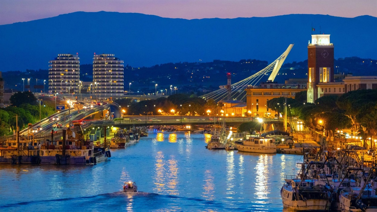 Пескара, Італія