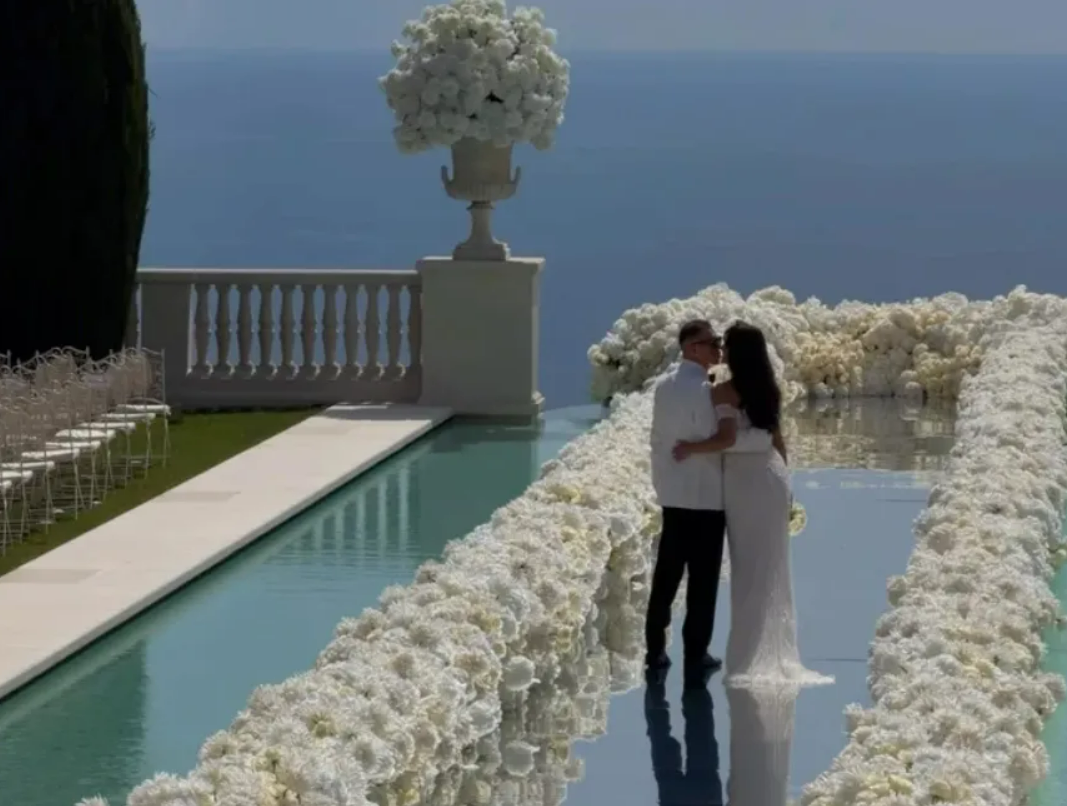 Гучне весілля української моделі Ніки та грузинського бізнесмена Ніко Ломії, який заснував у Києві компанію із розробки програмного забезпечення для онлайн-казино