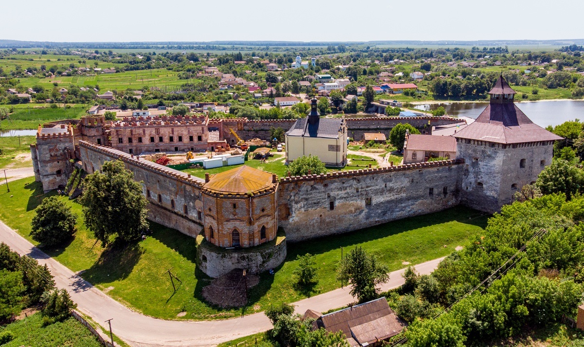 Меджибіж